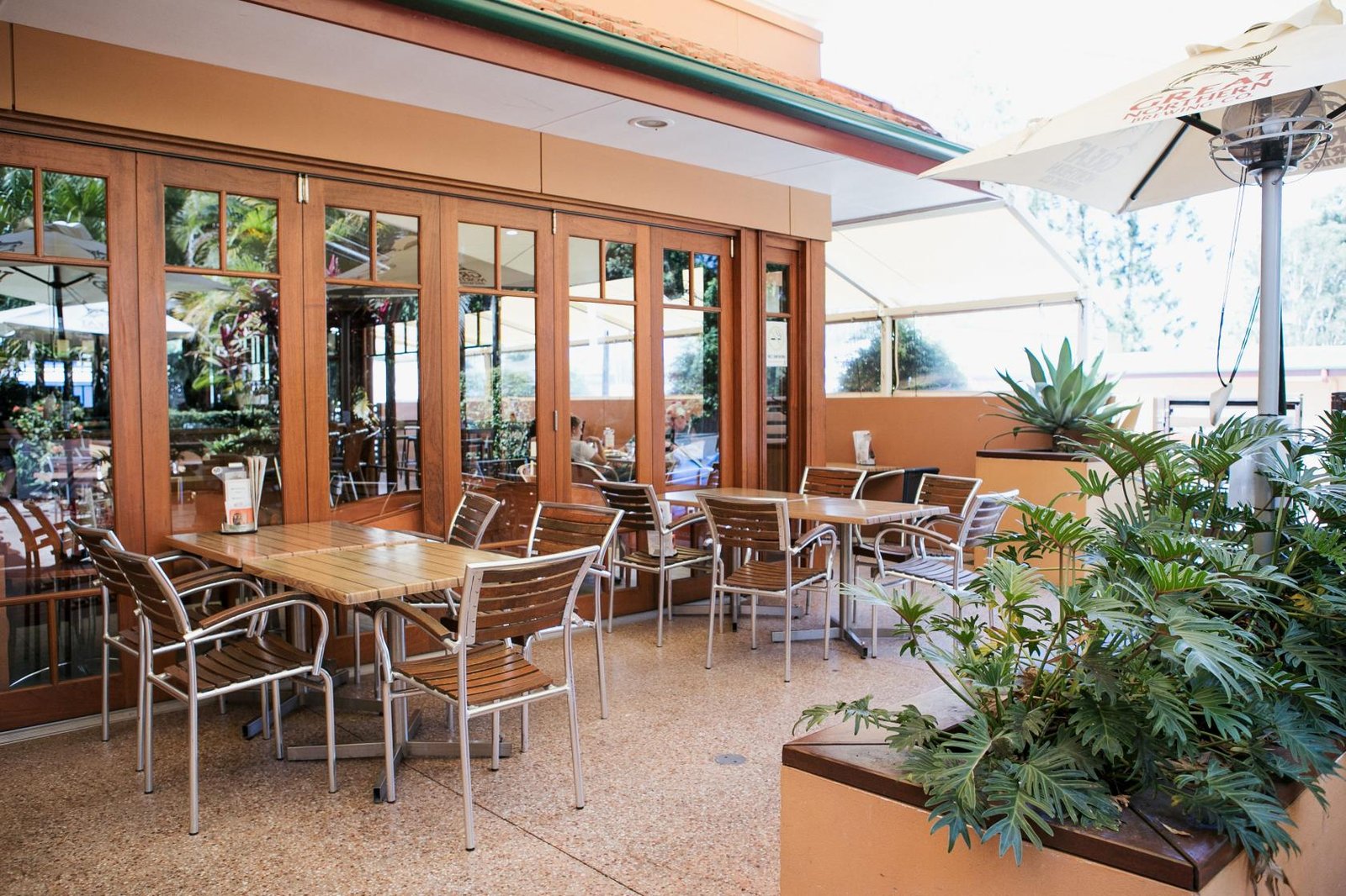 Whole Beer Garden at Beerwah Hotel photo 2