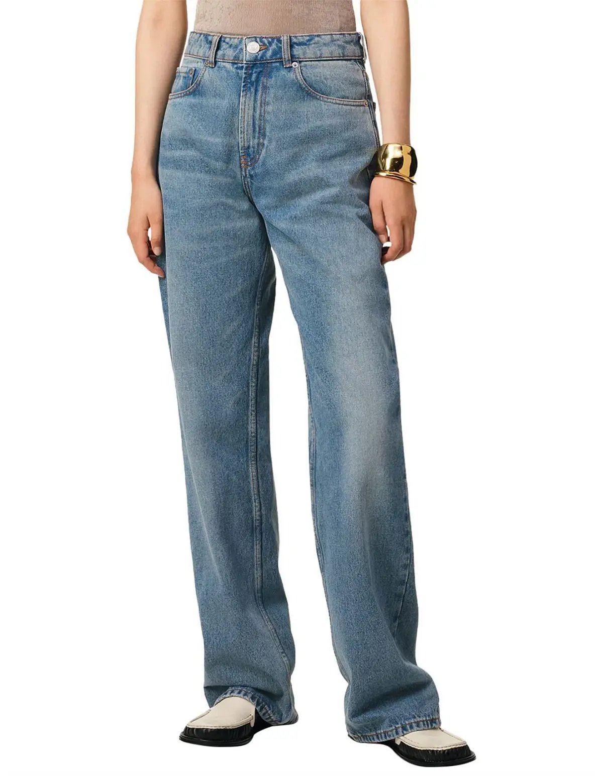 Ami Large Fit Jeans in Used Indigo Denim Size 6/XS photo 2