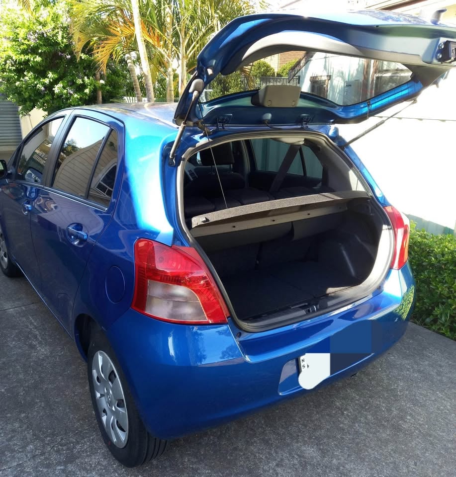 Toyota Yaris 4 Hire/ Rent/ Personal Use photo 3