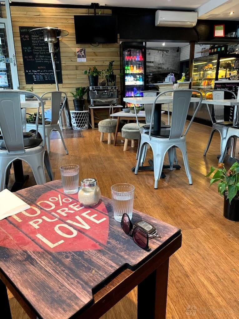 Entire Venue at Cafe Tabouli photo 9