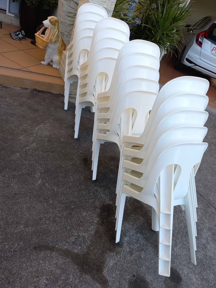 Chair table HIRE photo 5