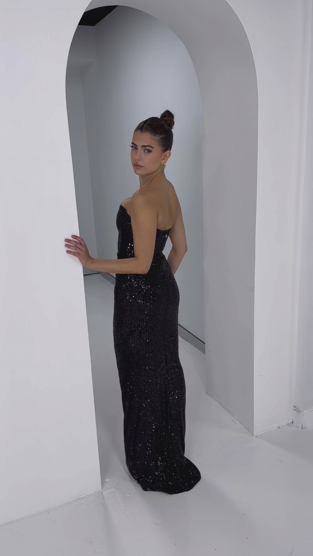 Lumiere Gown in Black photo 4