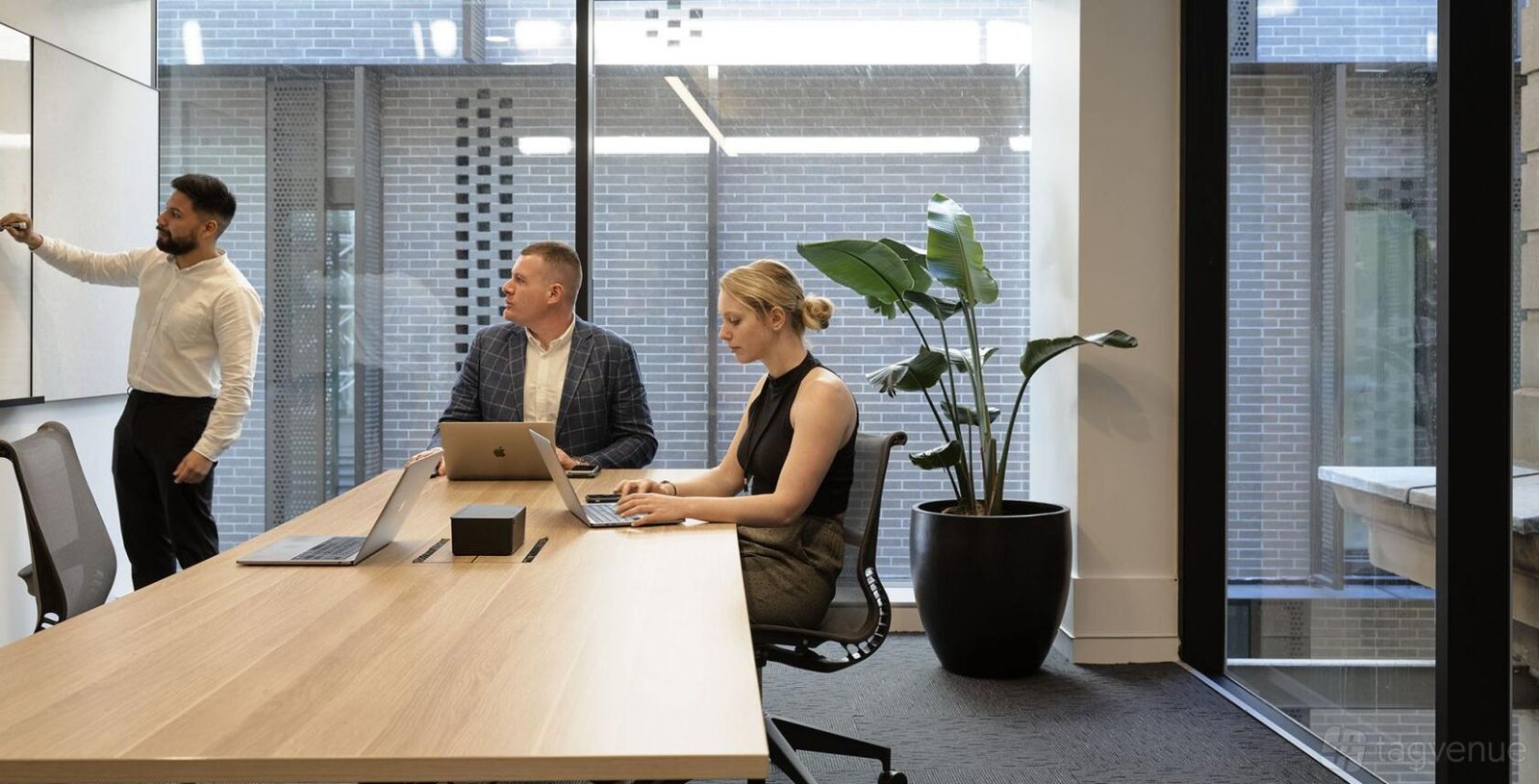 Collaboration Space at Hub Custom House photo 3