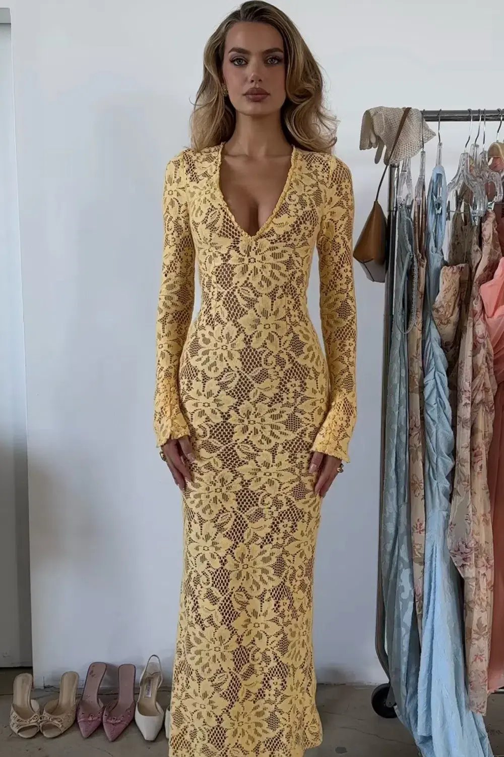 House of CB Indiana Plunge Lace Maxi Dress Apricot Size M / AU 10 photo 6