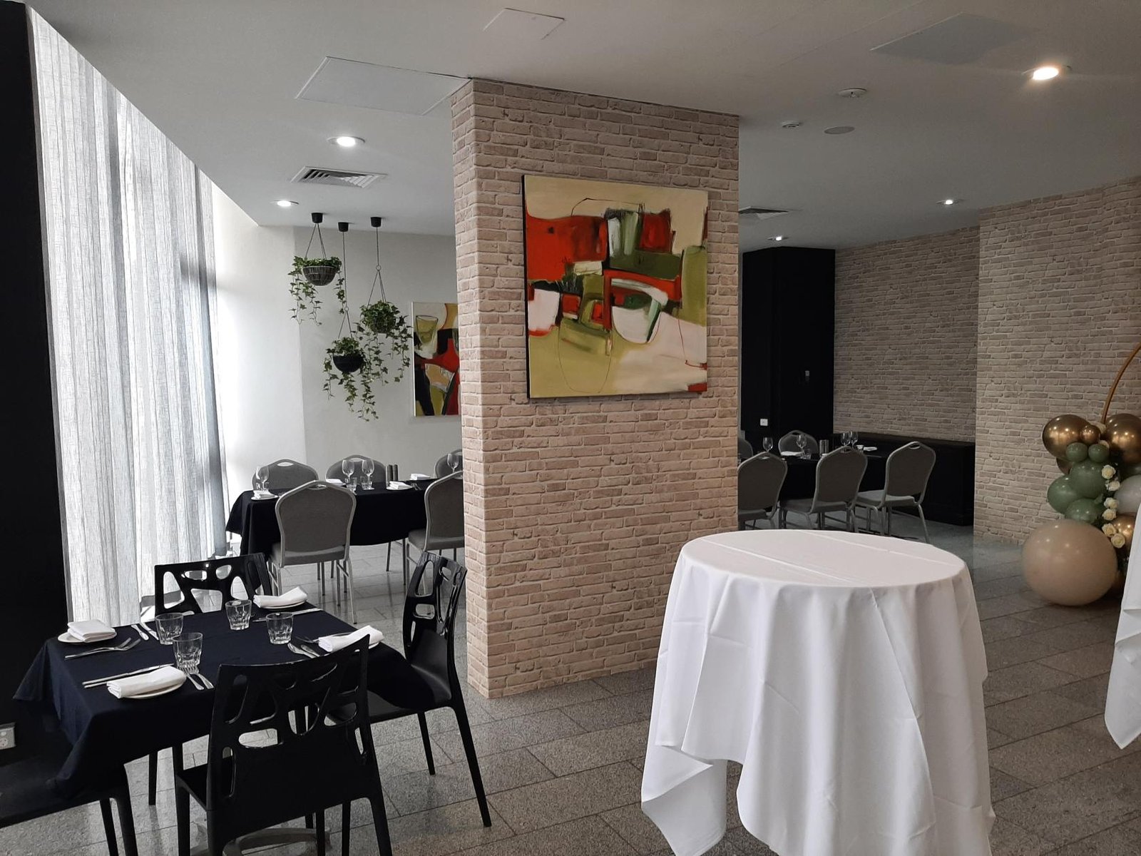 The Private Dining Room at Mercure Brisbane Spring Hill photo 9