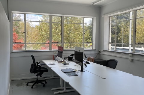 Warehouse Style Large Open Plan Studio or Office photo 8