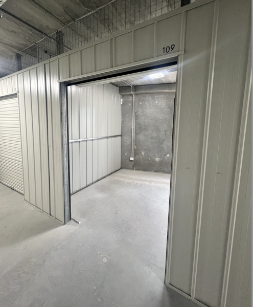 Clean open space with natural light! (unit 109) photo 3