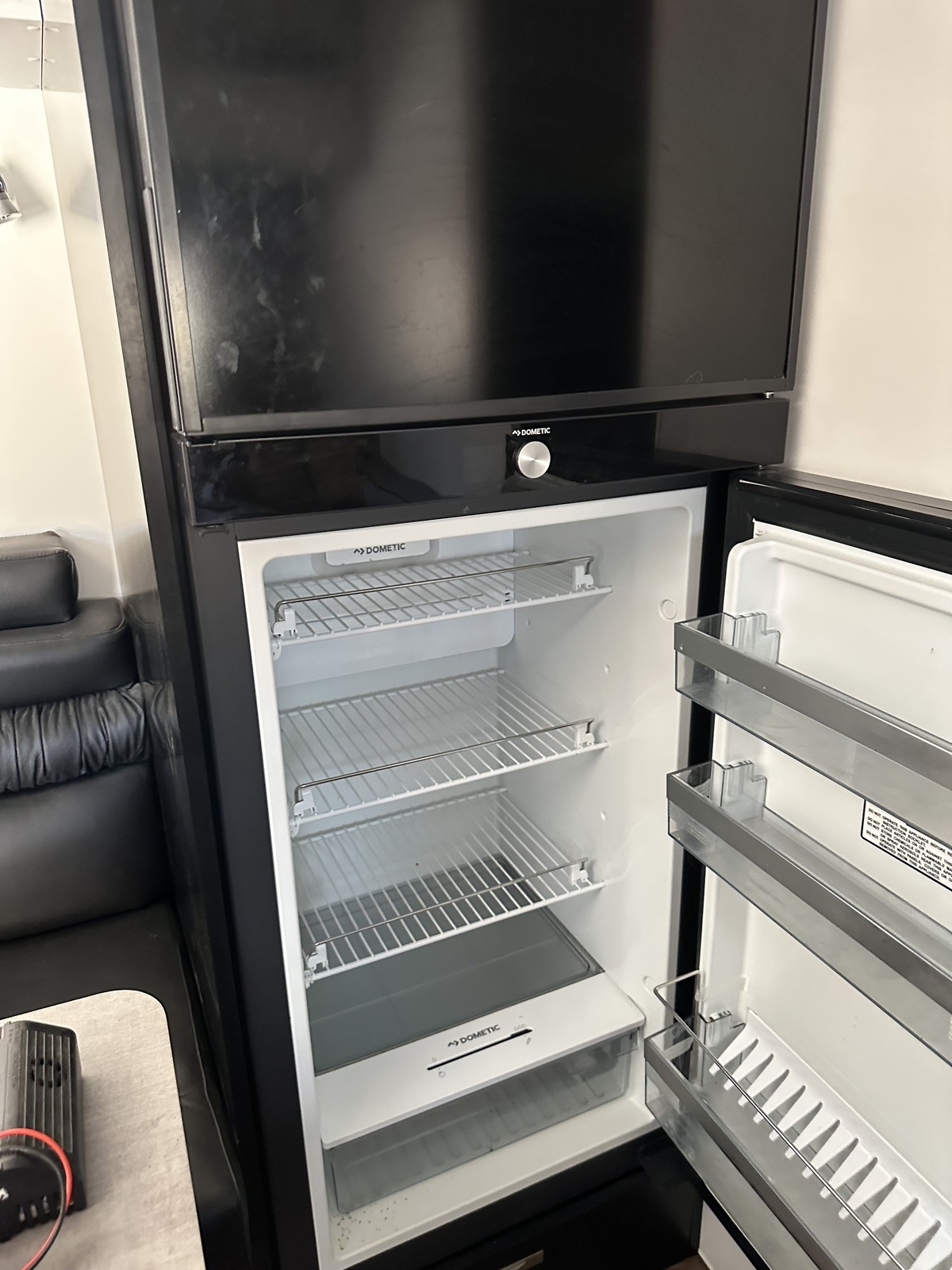 Lotus Offgrid 19 foot family van FULL OFF ROAD AVAILABLE photo 10