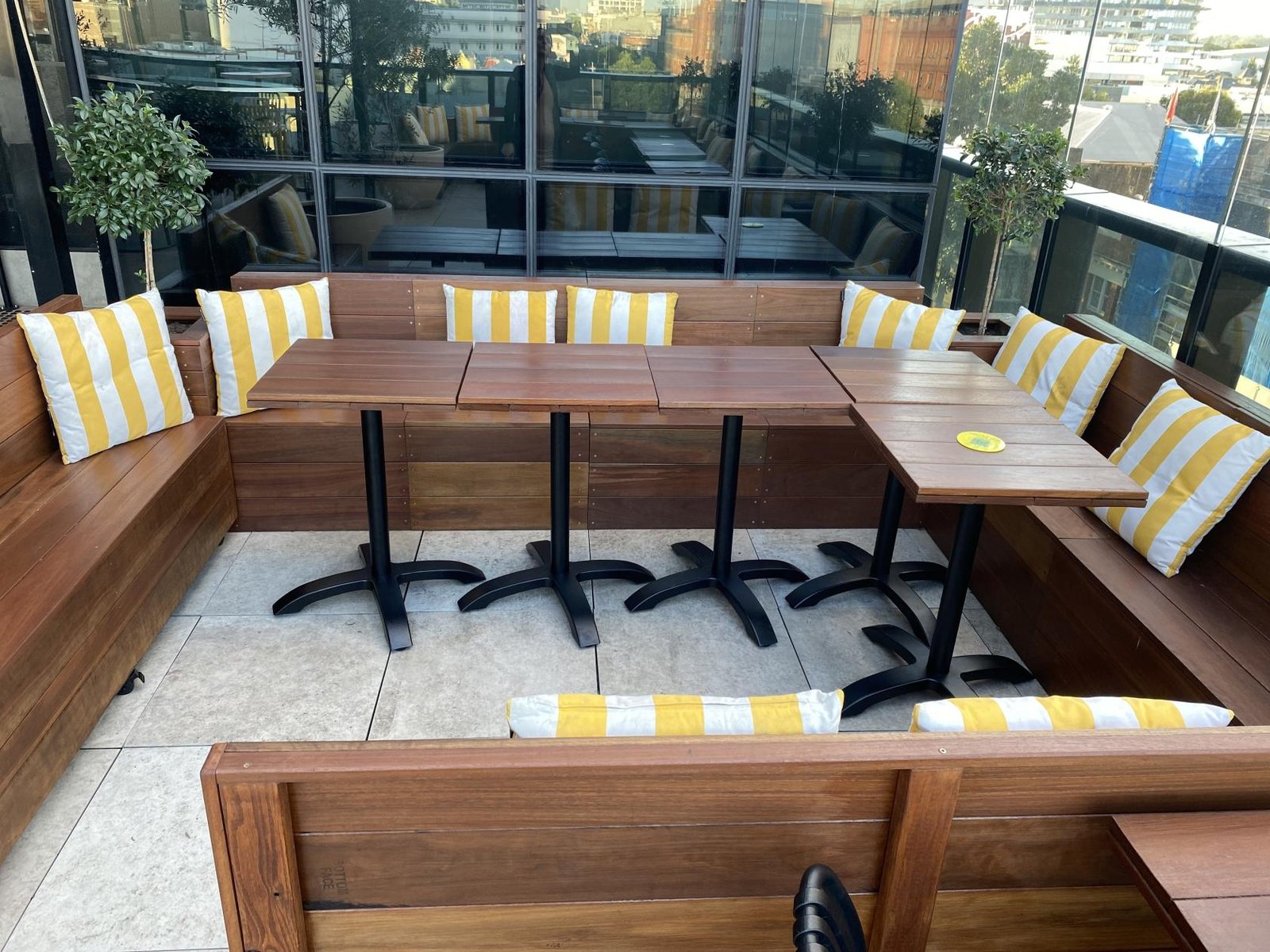 The Garden Lounge at Cielo Rooftop photo 6