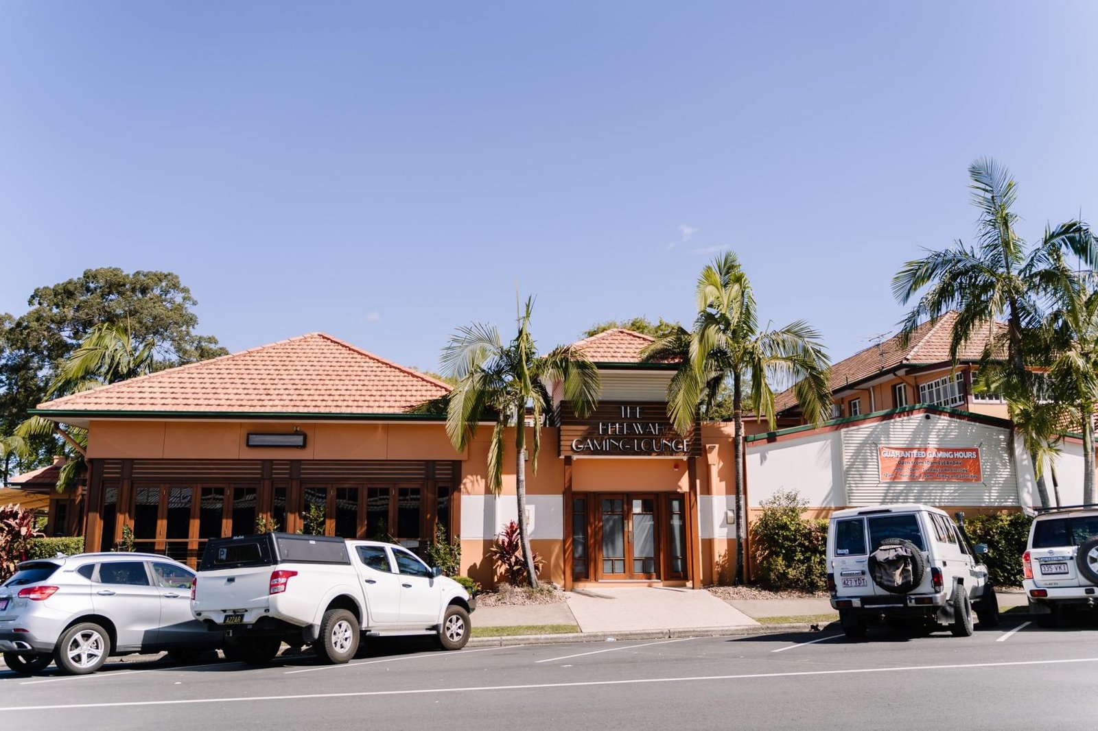 Half Dining Room at Beerwah Hotel photo 6
