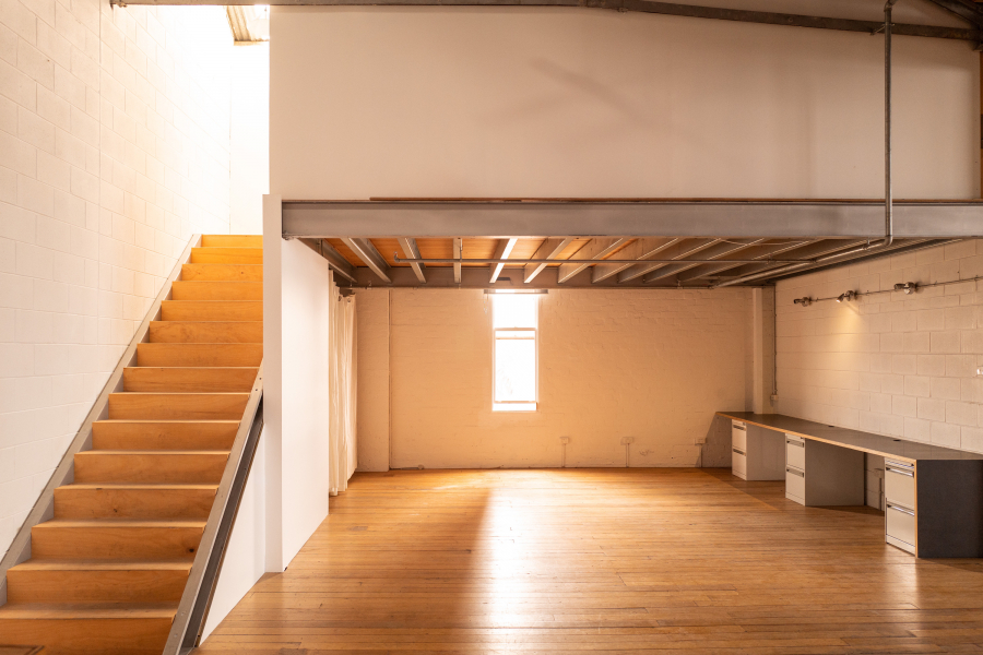 Loft style warehouse photo 5