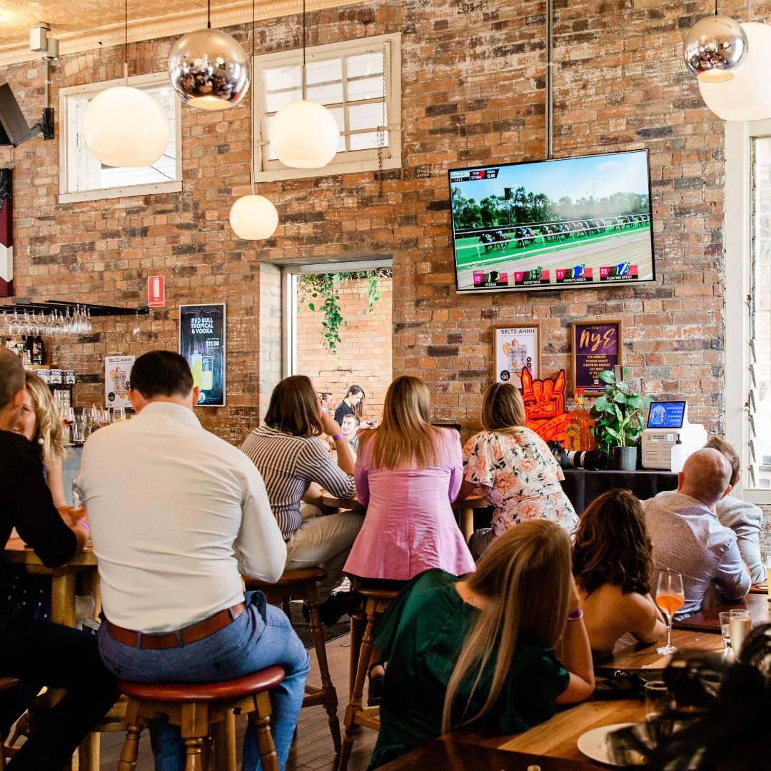 The Main Bar at Pig ‘N’ Whistle - Brunswick Street photo 12