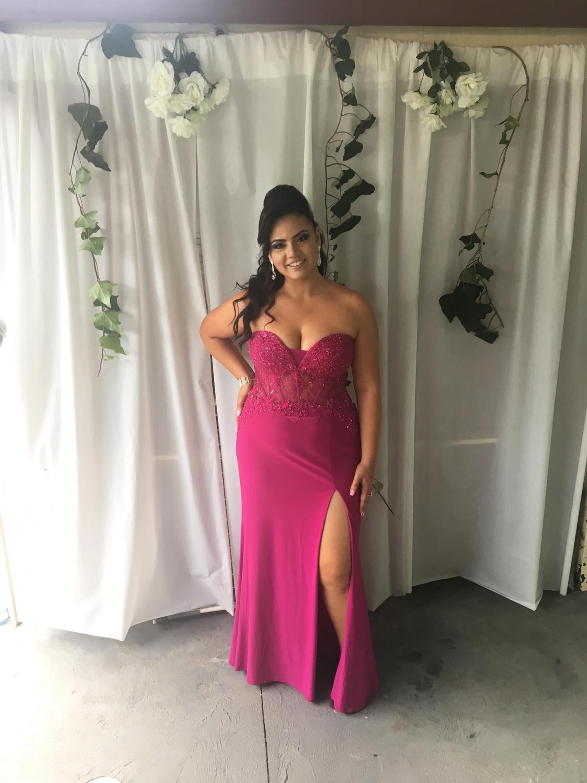 Strapless Sweetheart Illusion Faviana Prom Dress photo 2