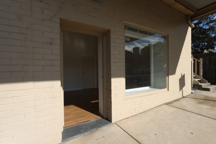 Light-Filled Private Studio in Thornbury photo 5