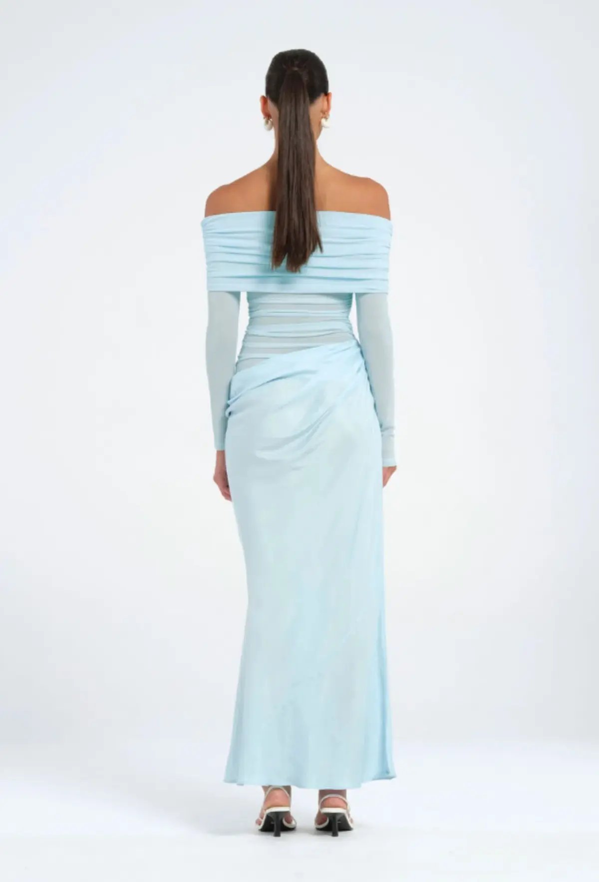 Benni Yasmin Off Shoulder Dress in Baby Blue Size 6 photo 3