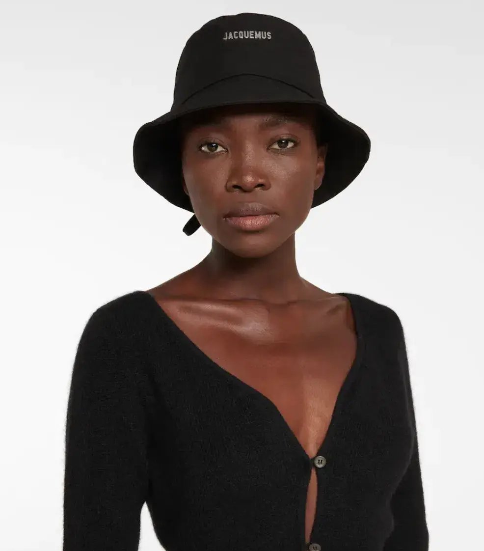 Jacquemus Le Bob Gadjo Bucket Hat Black Size 56" photo 4