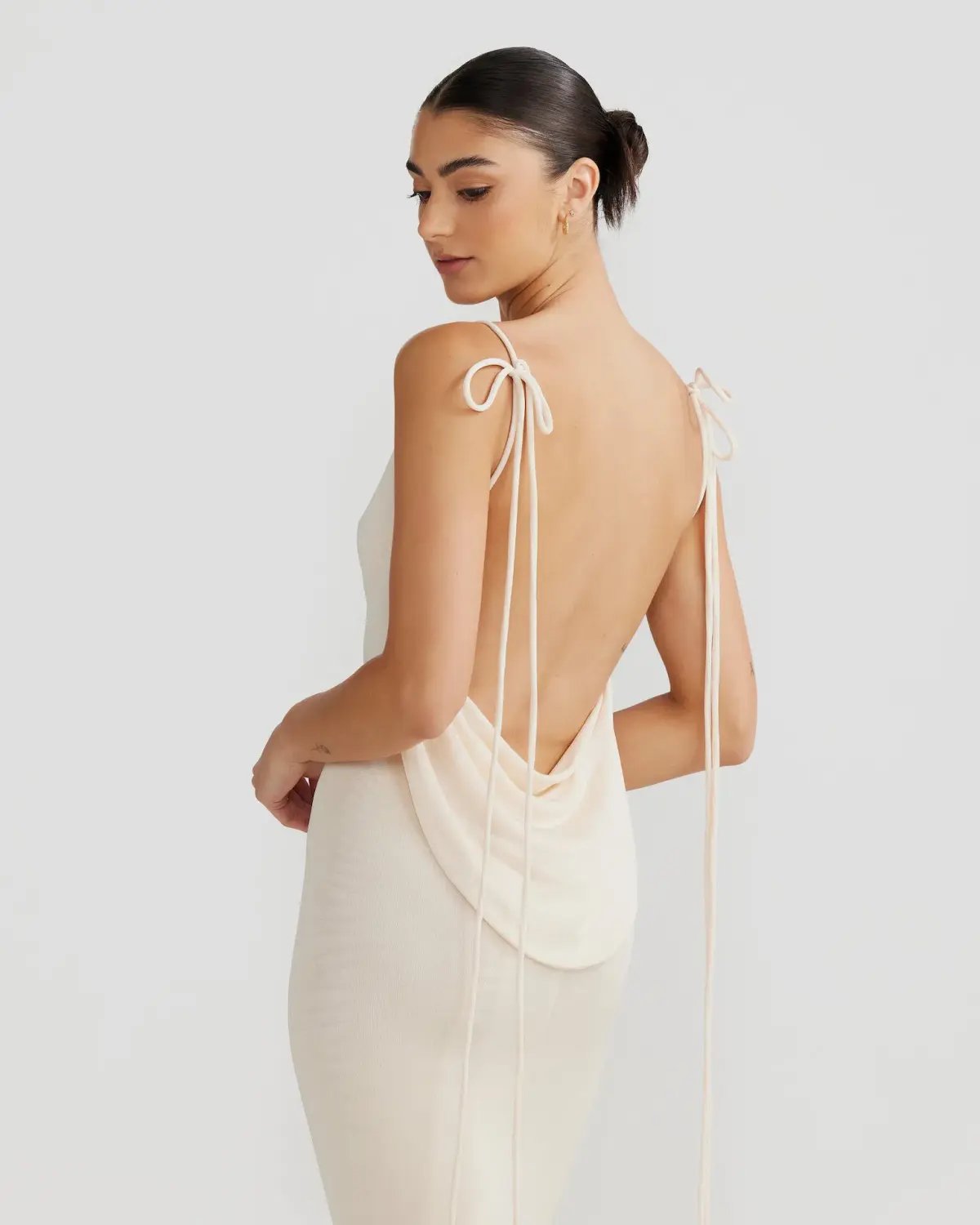 Melani The Label Cristina Gown in Pearl White Size XS / AU 6 photo 3