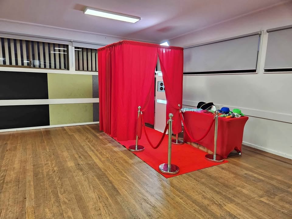 Photobooth Hire - JUNE SPECIAL!! photo 2