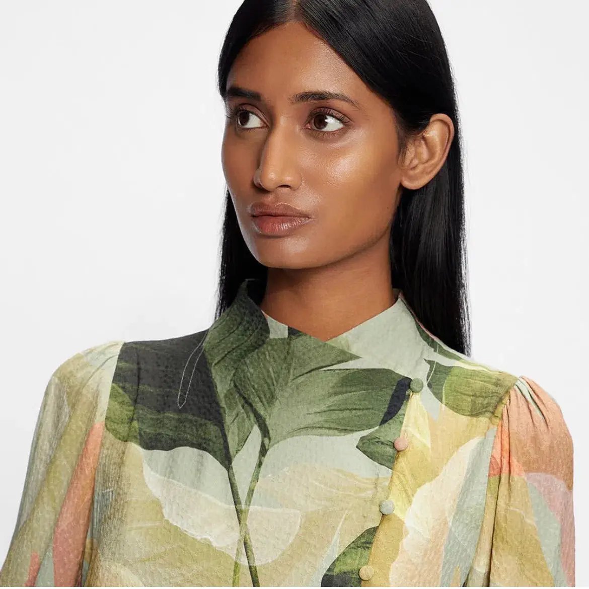 Ted Baker Emilee Leaf Print Top in Green in Size 2/AU 10 photo 2