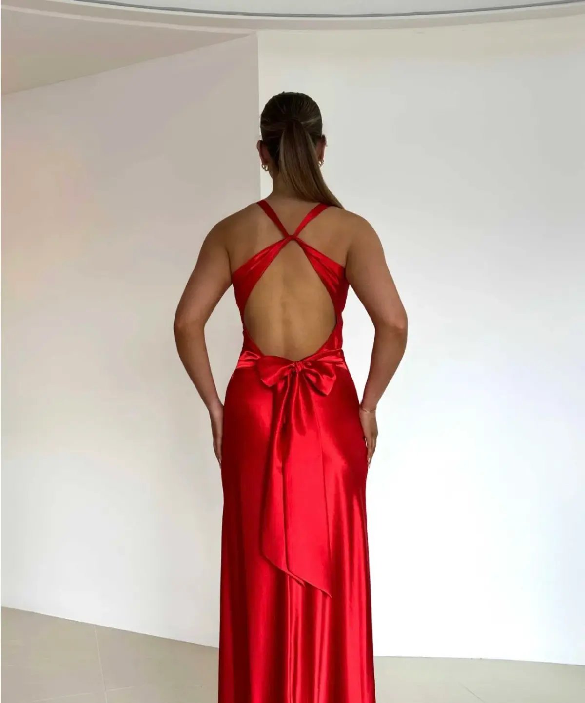 Ruth Tarvydas Vintage Red Midi photo 2