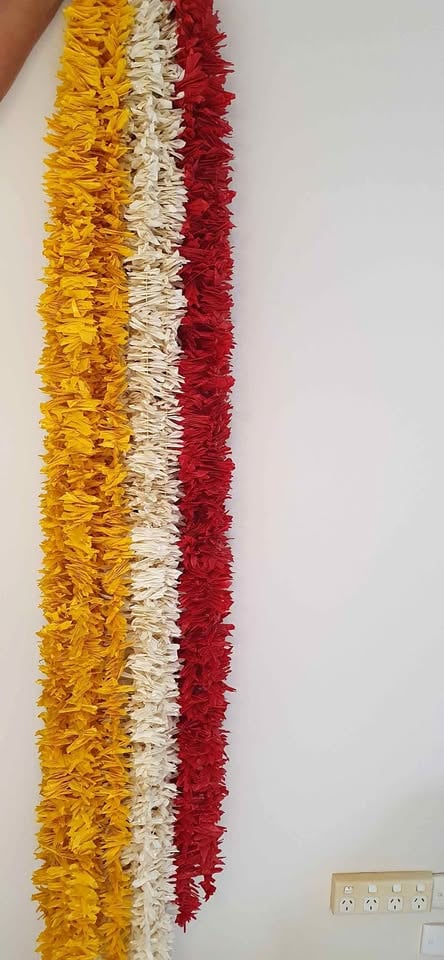 HIRE ONLY Decoration strings photo 2