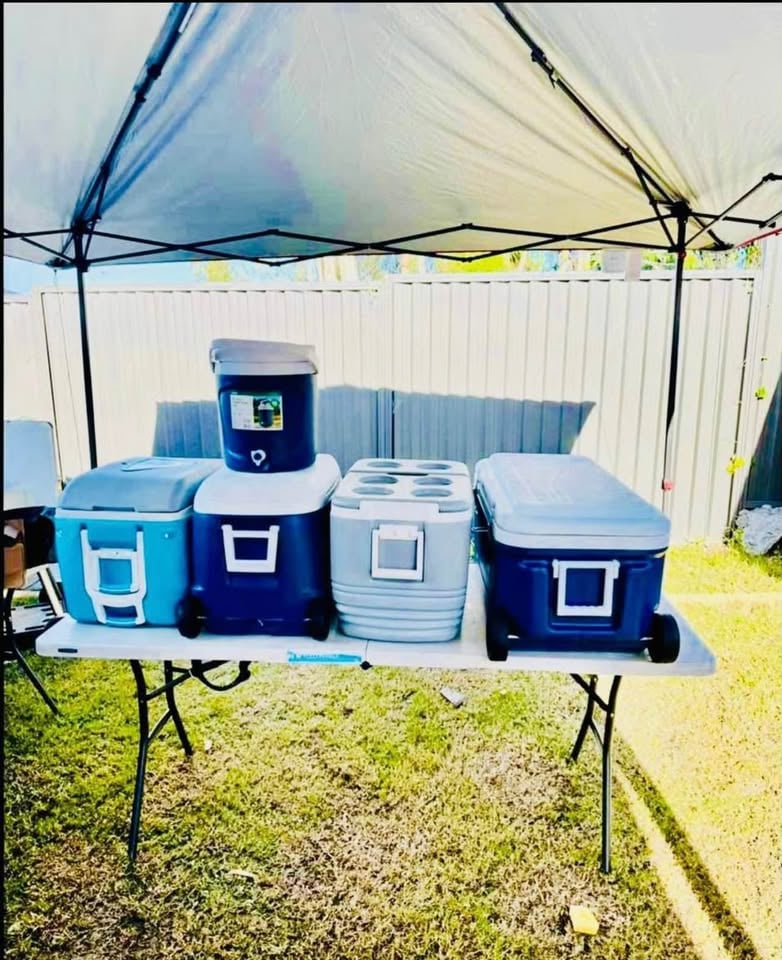 Party hire) Chairs, tables Fiary floss Popcorn machines, gazebo chaffing dishes photo 8