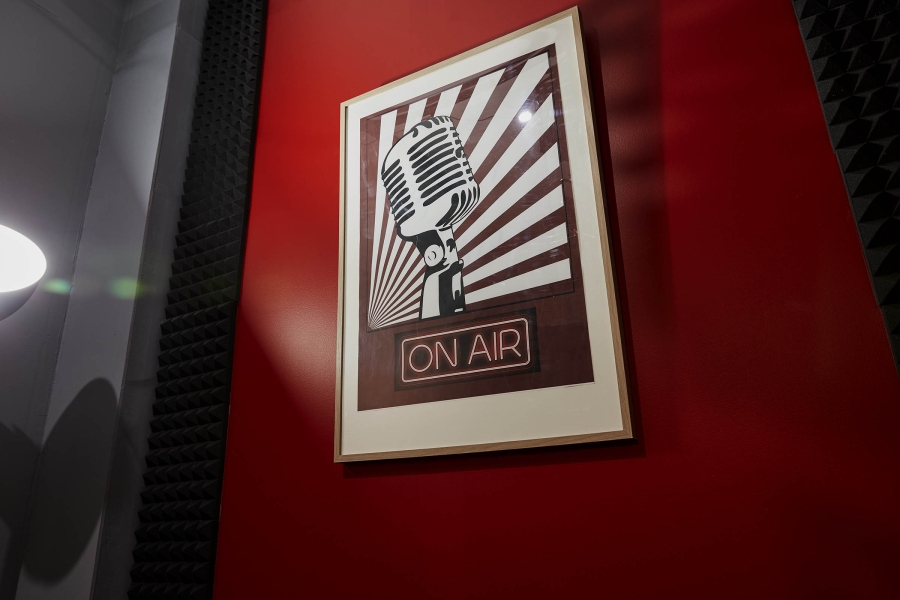 Podcast Studio - Red Noise photo 7