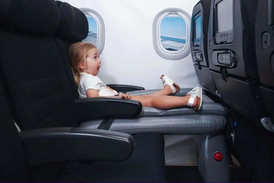 Kooshy kids travel bed HIRE photo 7