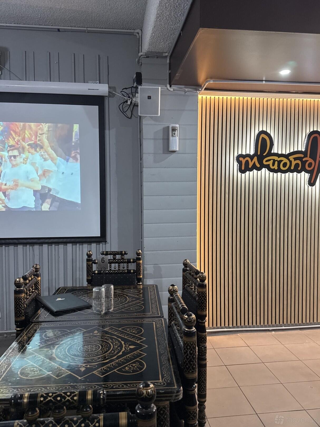 Entire Venue at Ambarsariya Dhaba photo 8