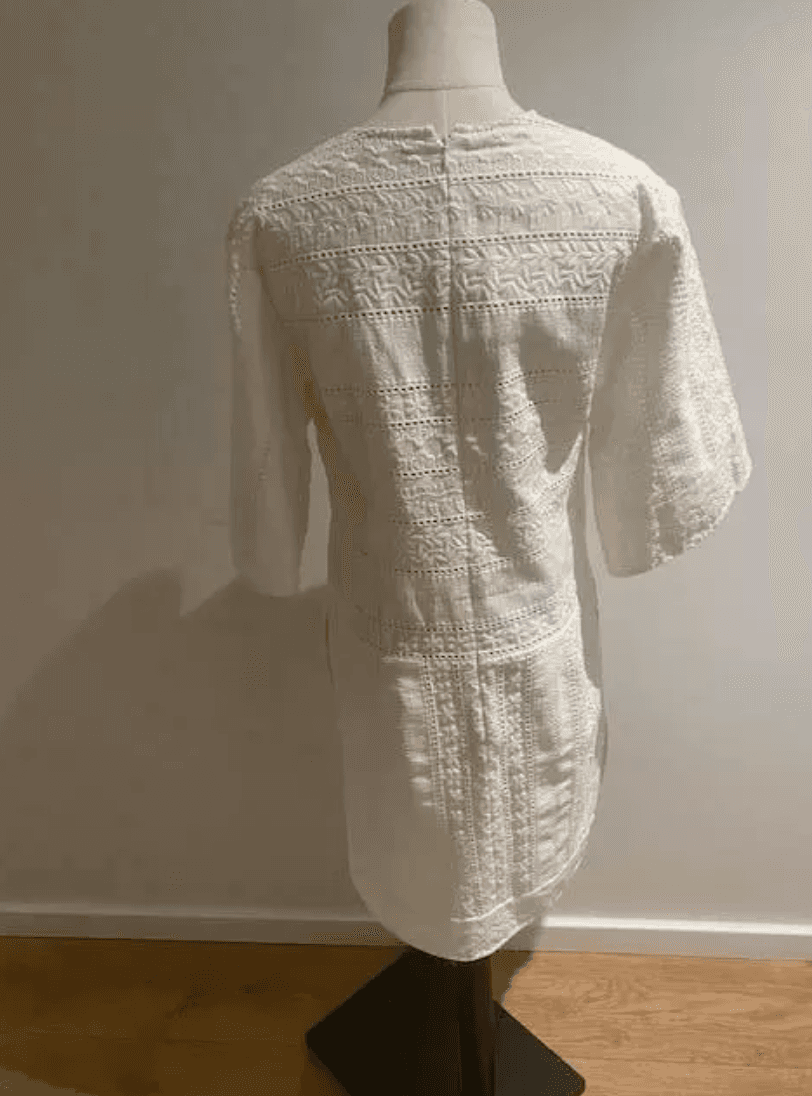 LOVER THE LABEL Italian Linen White Embroidery Dress Size S/M photo 3