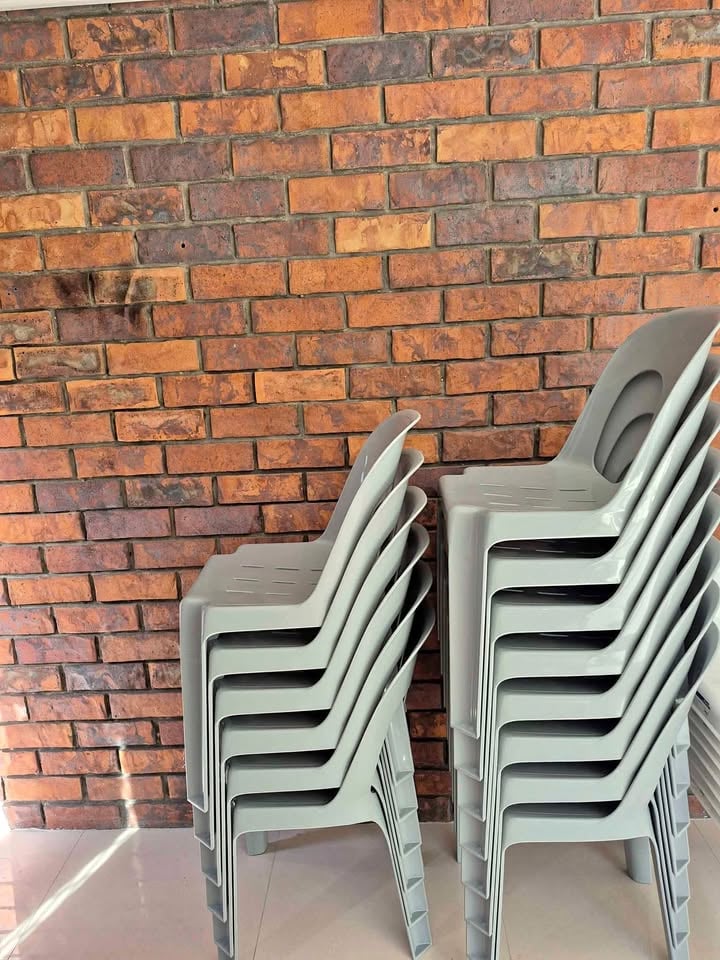 Chairs for hire photo 3