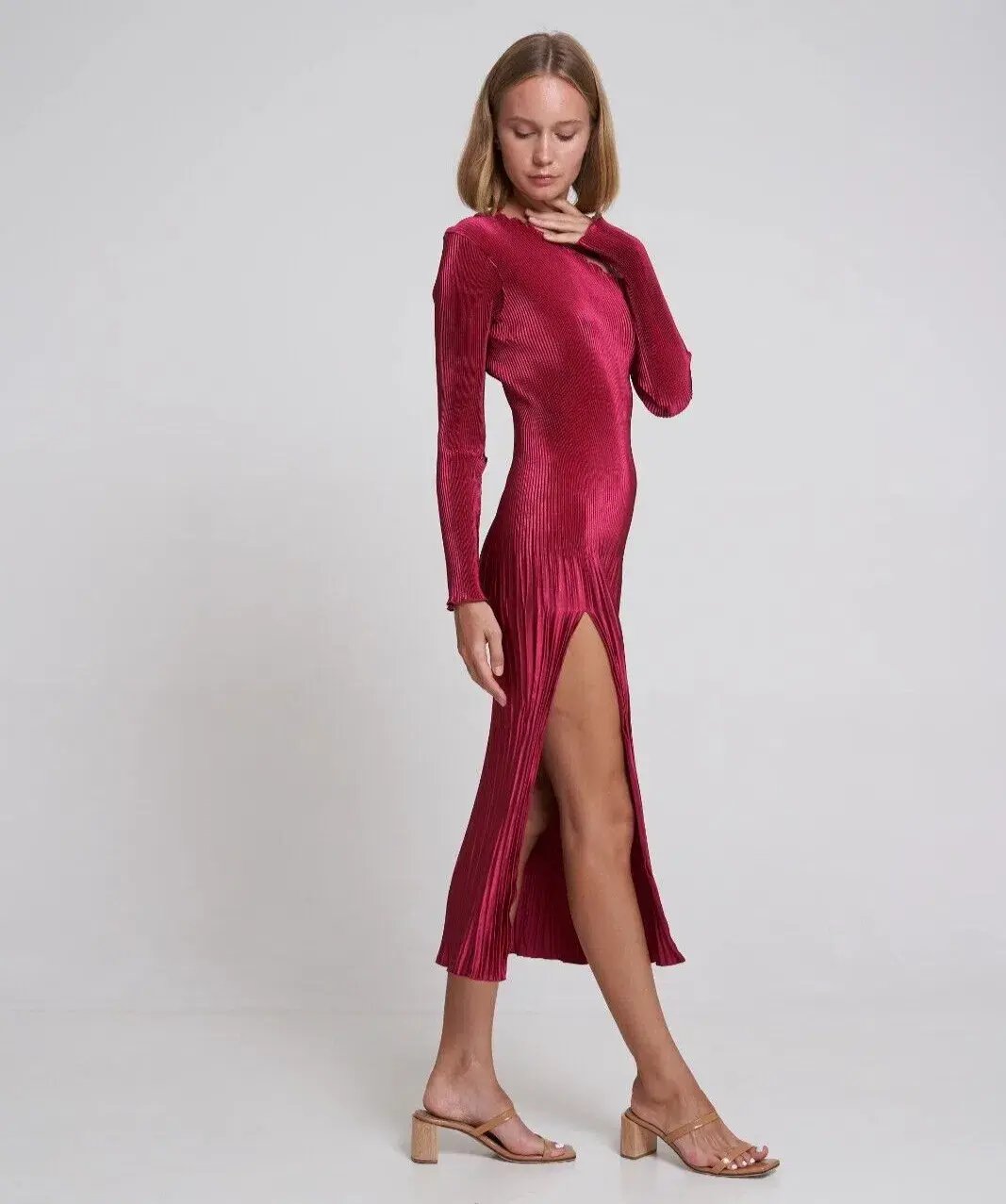 L'idee Soiree Gigi Pleated One Sleeve Cold Shoulder Gown Dress Ruby Red Size 8 / S photo 2