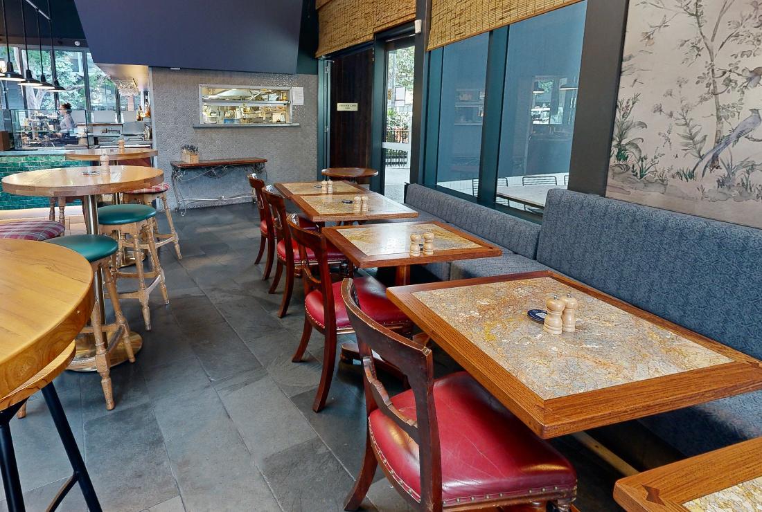 The Grenier Lane Bar at Pig ‘N’ Whistle - West End photo 6