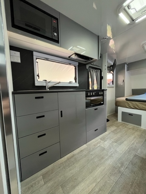 "Sunny" 2022 Sunfinder All Terrain Family 18ft6 photo 14