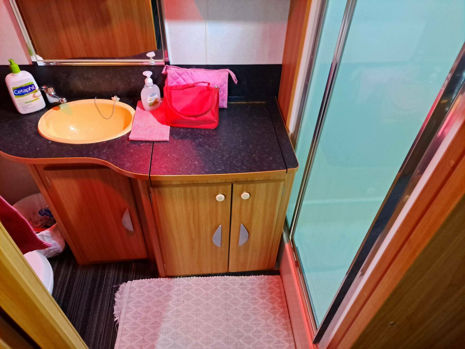 Lifestyle - light weight caravan photo 6