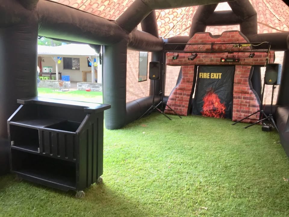 Blow up Pubs for hire photo 11