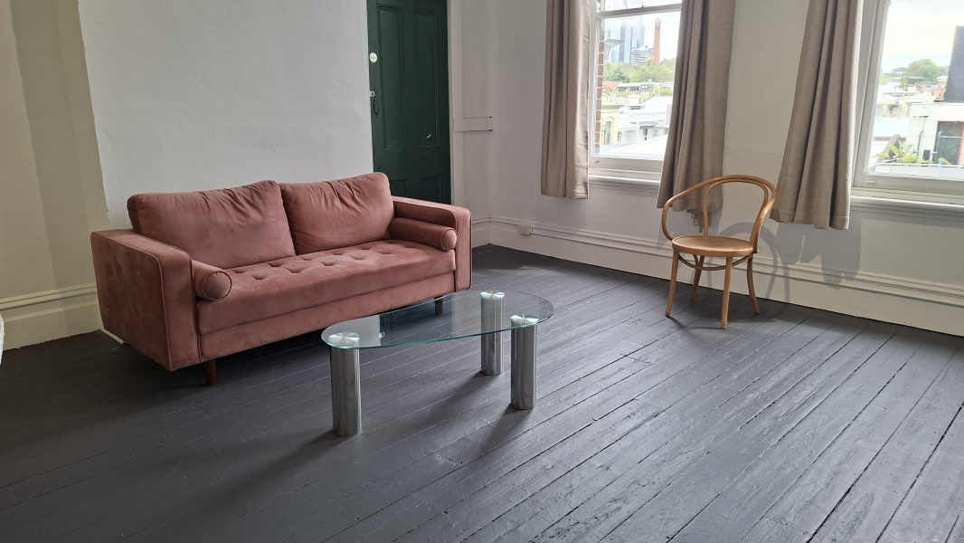 Studio 17 Lease Transfer photo 3
