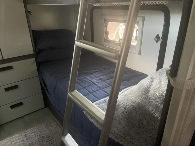 Jayco journey outback photo 5