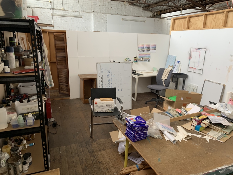 Large, light filled Fitzroy North studio photo 8