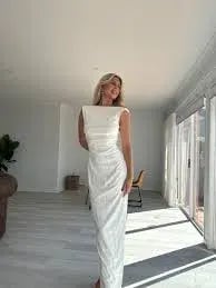 Effie kats Verona Gown Ivory Size 6 photo 3