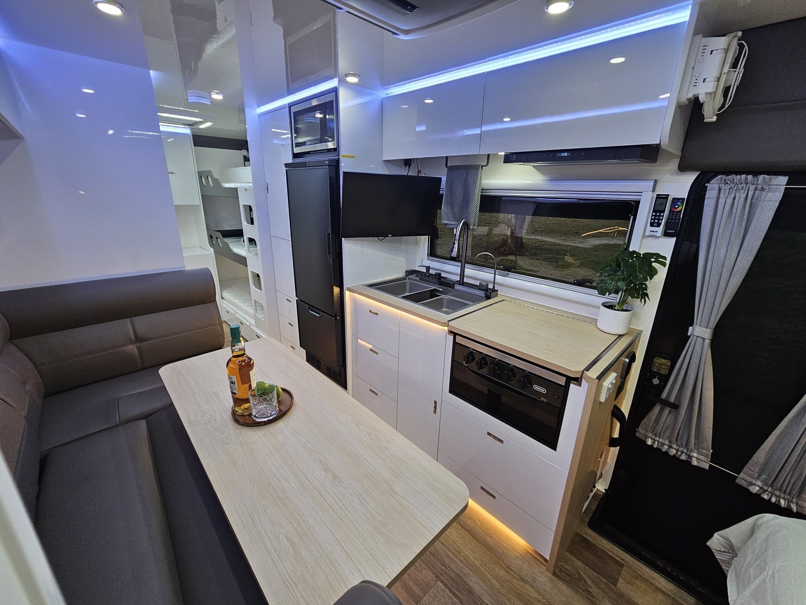 2025 Airlie 22ft photo 3