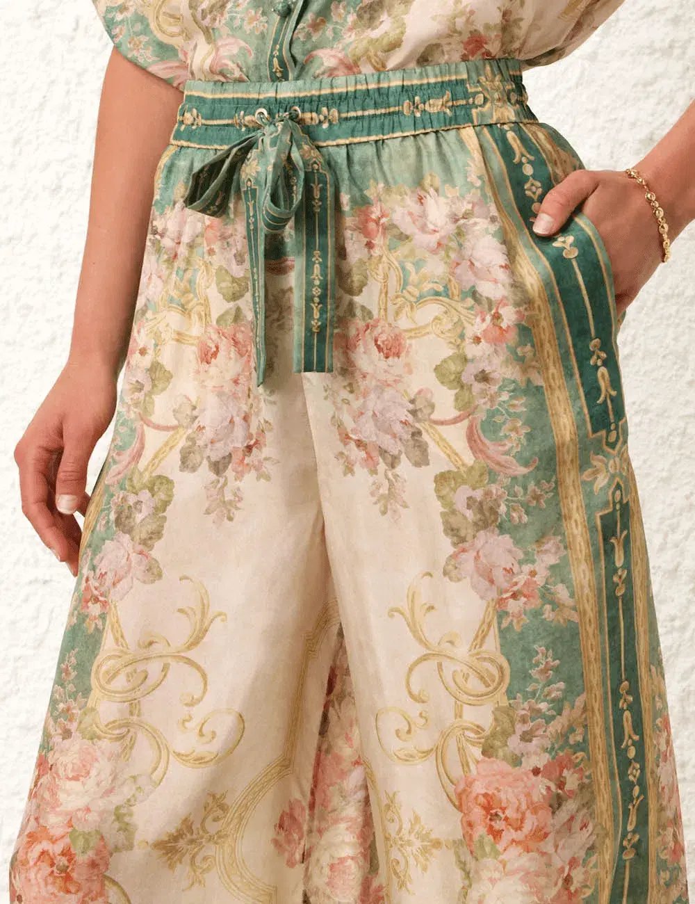 Zimmermann August Khaki Floral Set - Short Sleeve Shirt Size 0 & Pant Size 1 photo 4