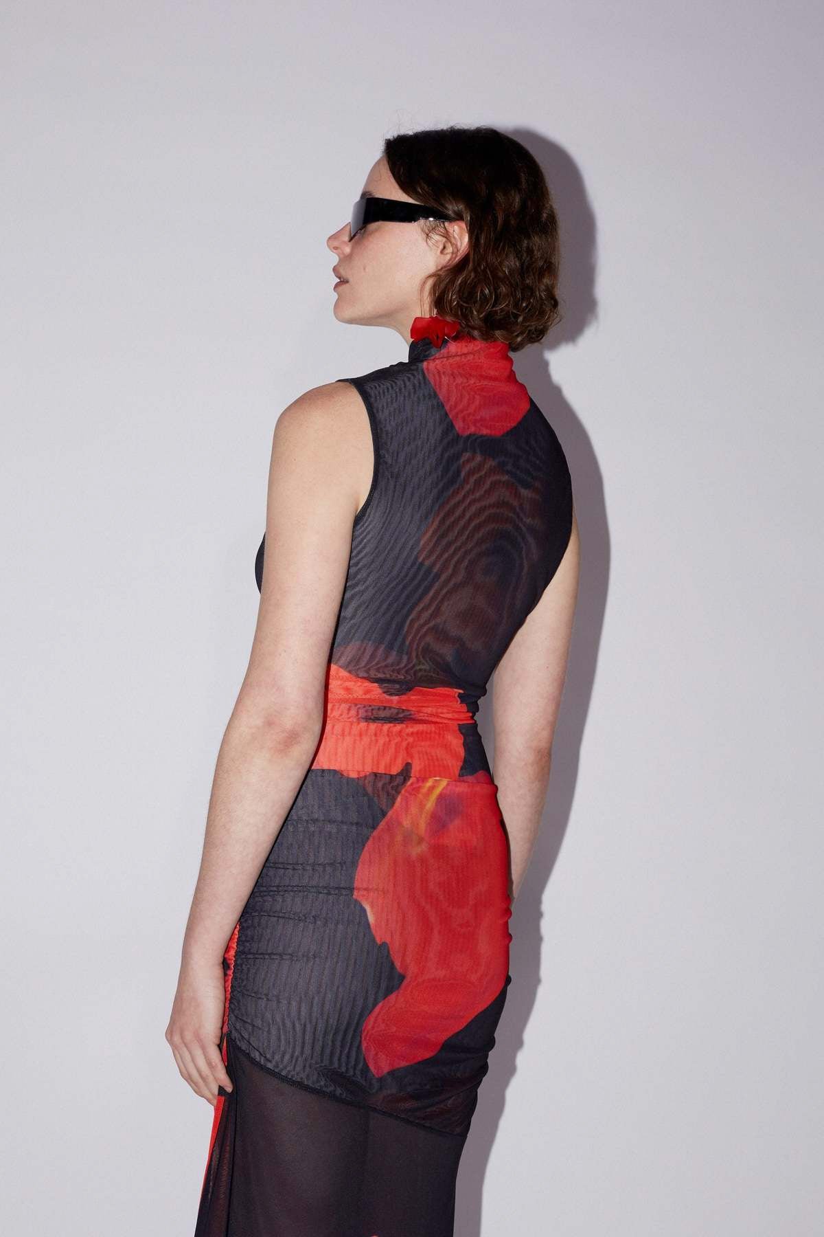 SAEMDI FLORAL PRINTED MESH DRESS - BLACK MULTI photo 6