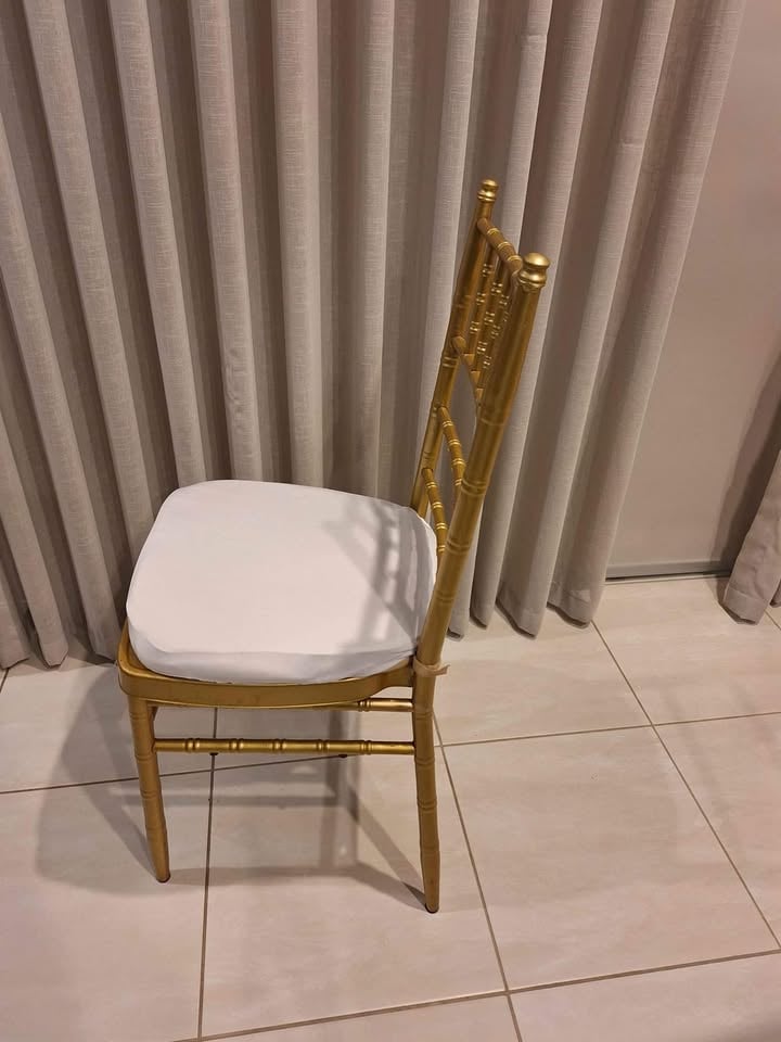 Chairs for hire photo 2