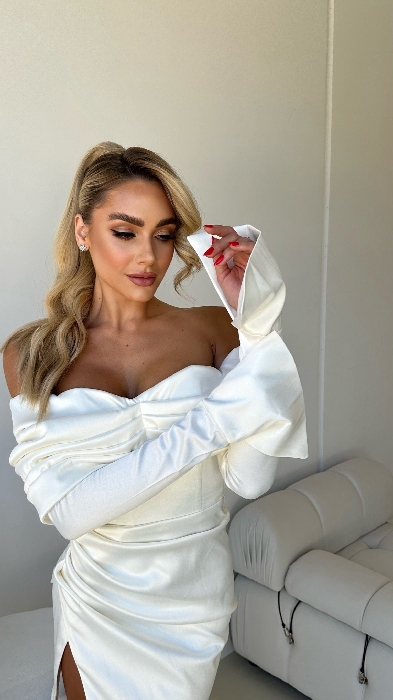 BELLE MINI DRESS BY MY SECRET WARDROBE WHITE photo 3