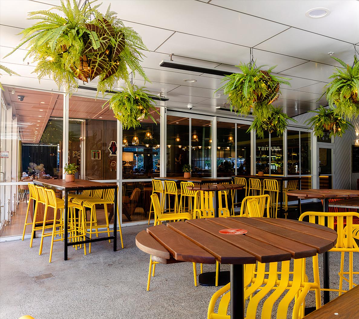 Garden Bar at Maggie May photo 2