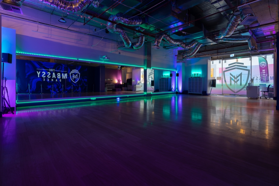 The MBassy Dance - The Purple Room photo 7