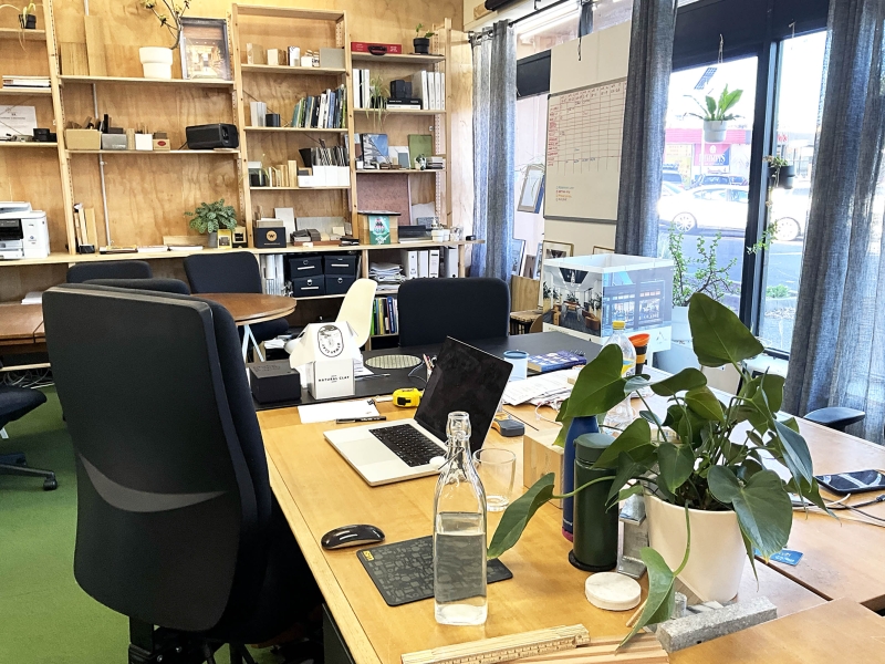 Professional & Creative Work Environment photo 6