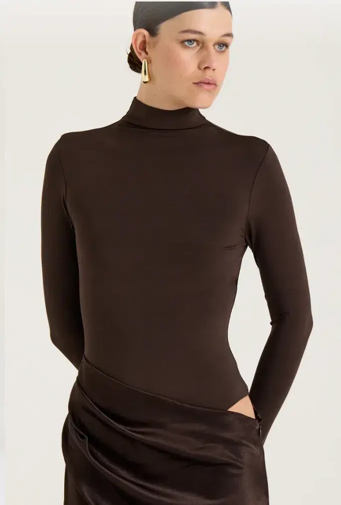 Henne Soraia Brown Size 10 photo 6