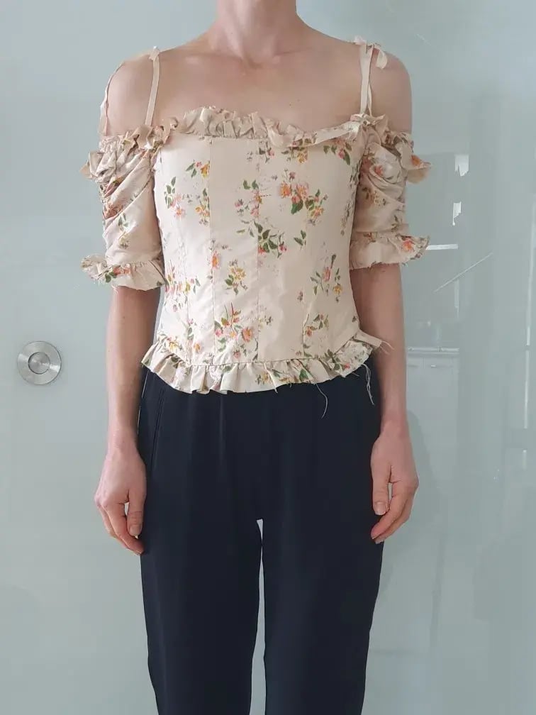 Brock Collection Tao Top Floral Size 6 photo 3